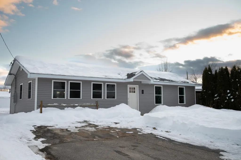 1 Kent Avenue Dover NH 03820