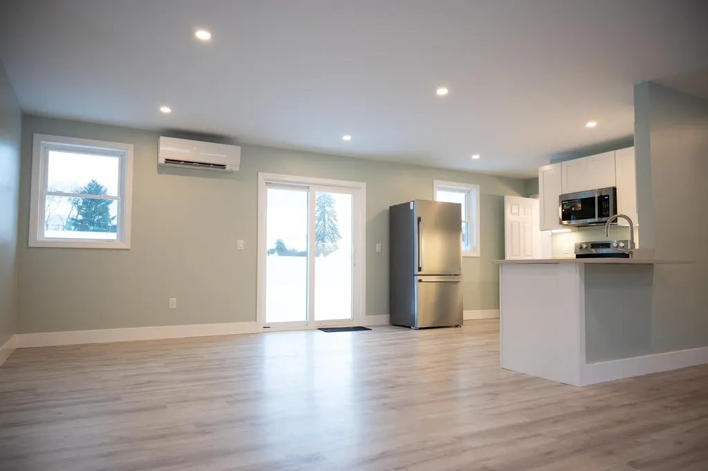 1 Kent Avenue Dover NH 03820