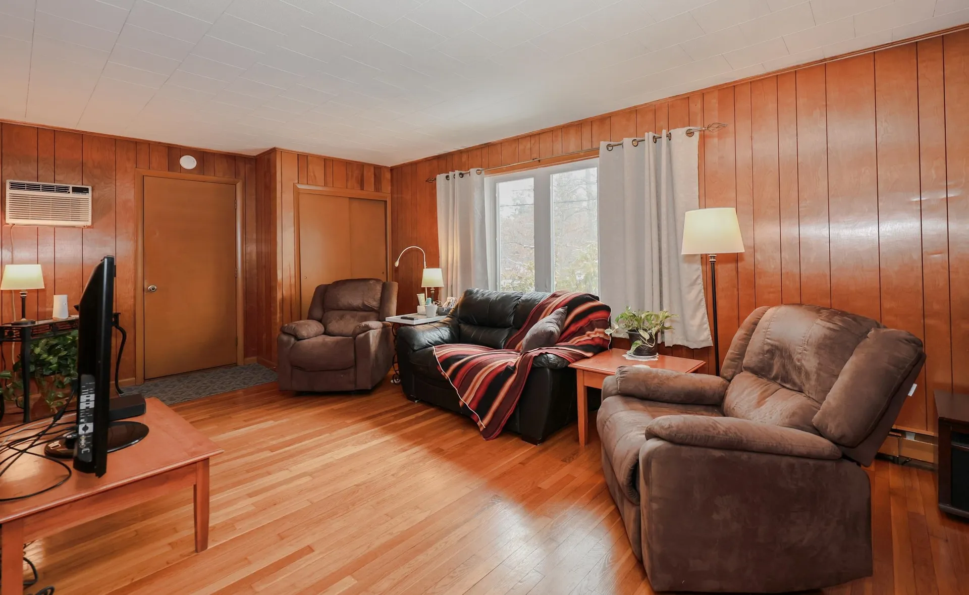 29 Crescent Lane Manchester NH 03109