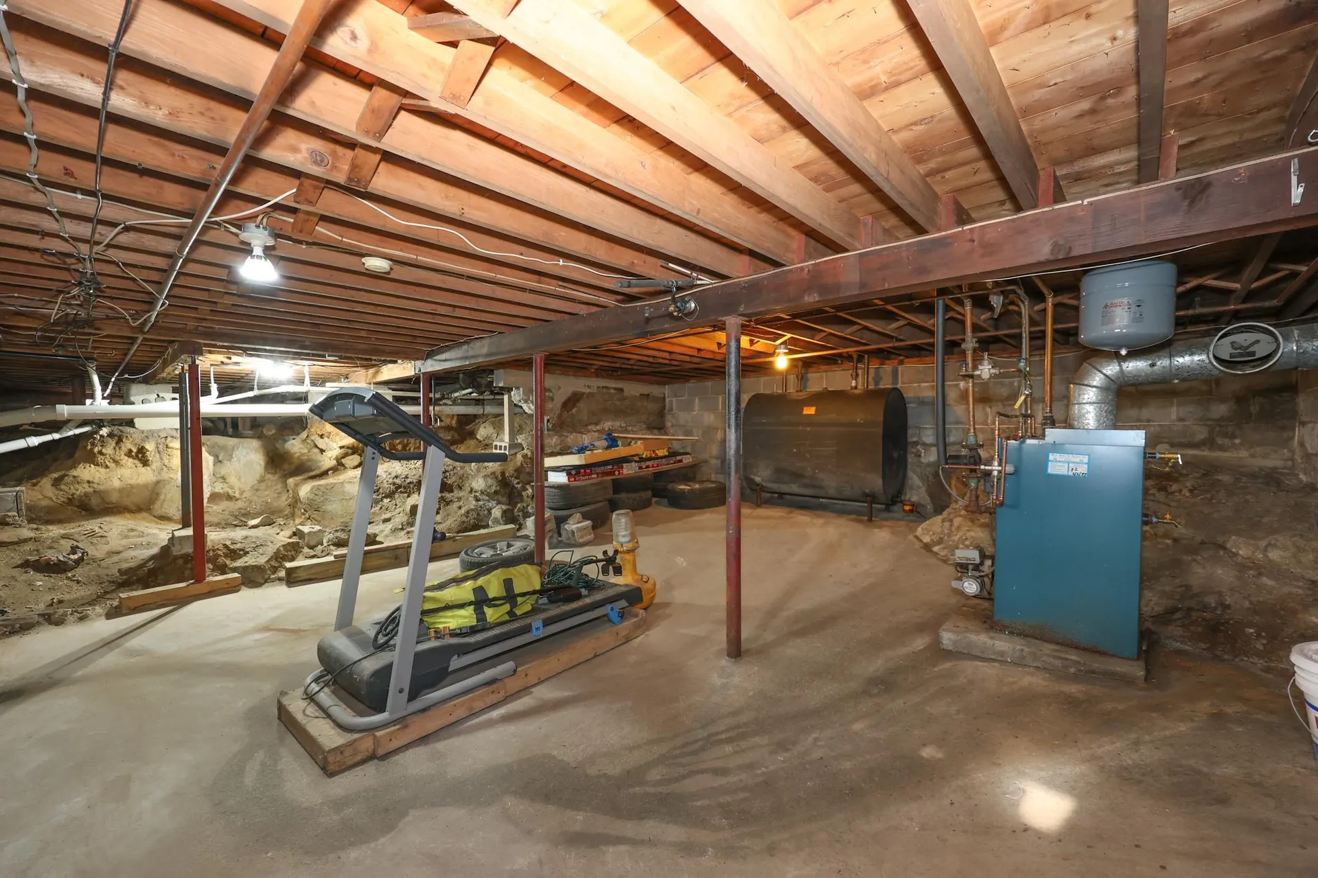 29 Crescent Lane Manchester NH 03109