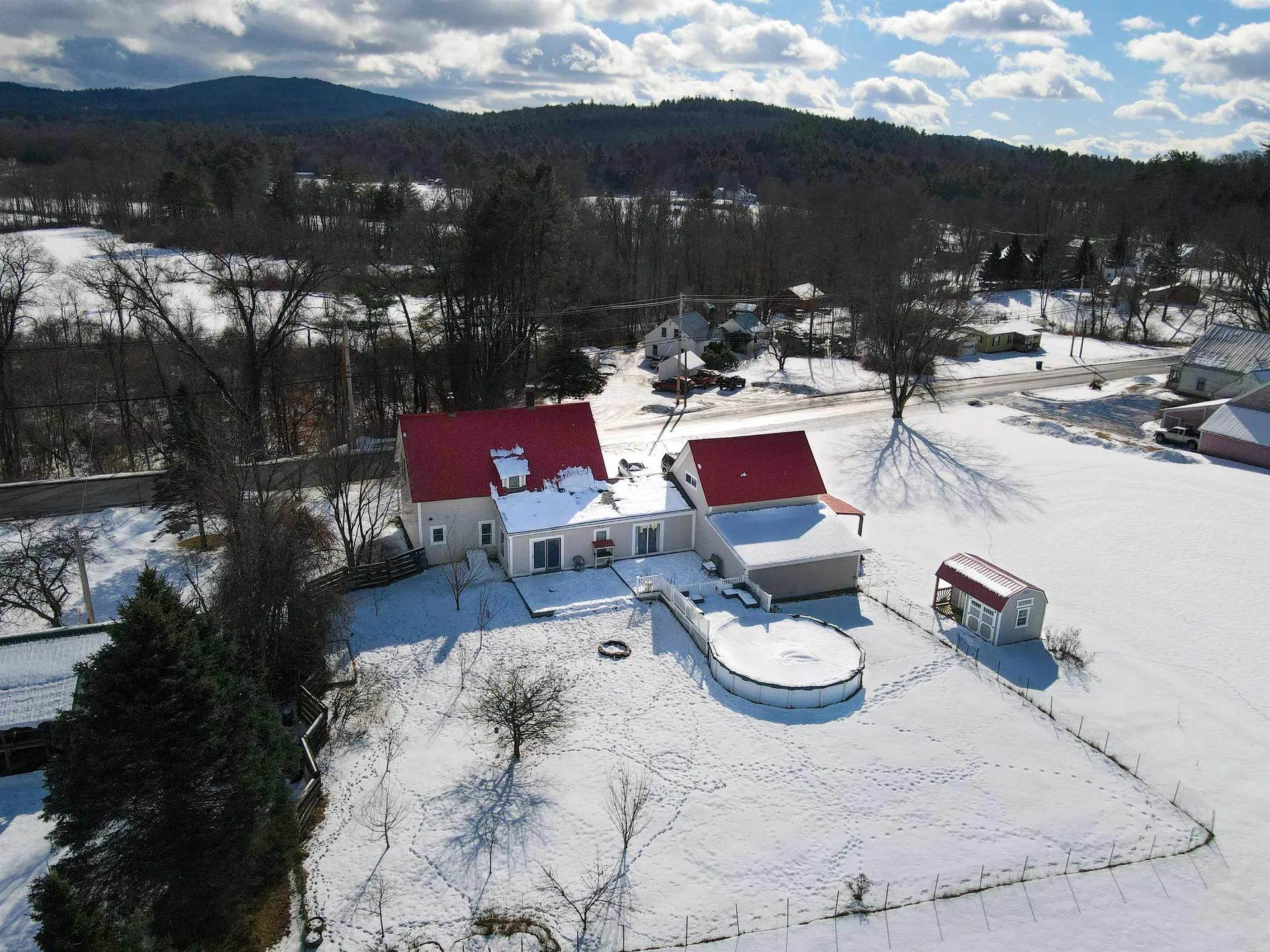 1316 Old Claremont Road Charlestown NH 03603