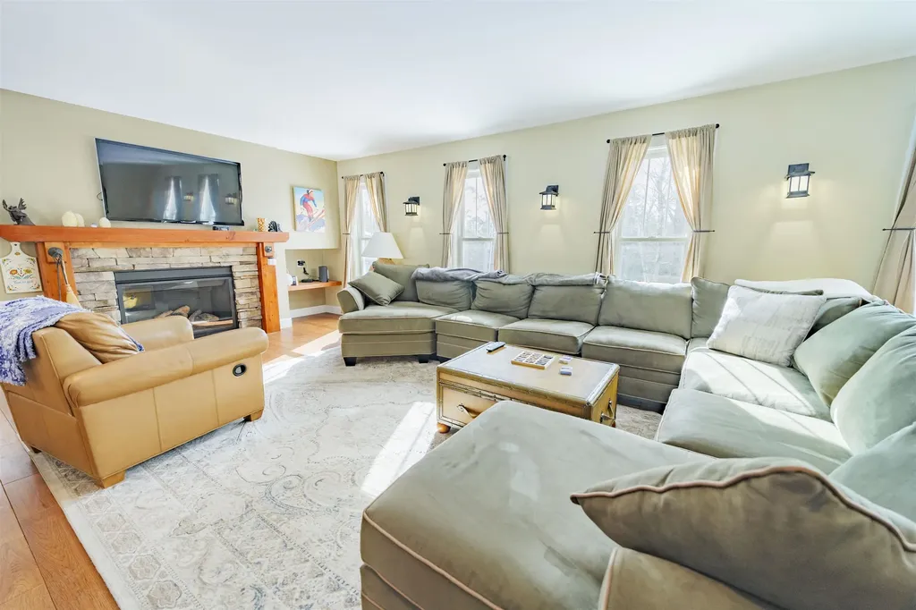 64 Two Brook Drive Wilmington VT 05363