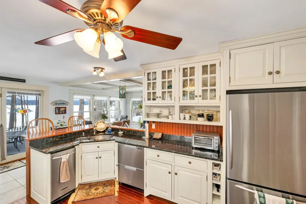 44 Winnicoash Street Laconia NH 03246