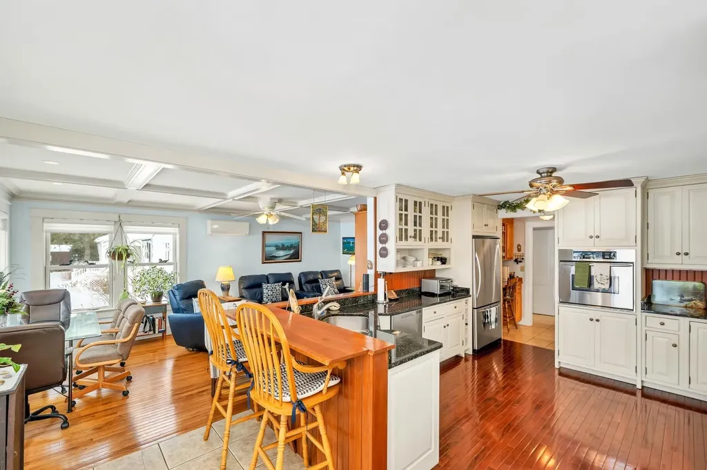 44 Winnicoash Street Laconia NH 03246