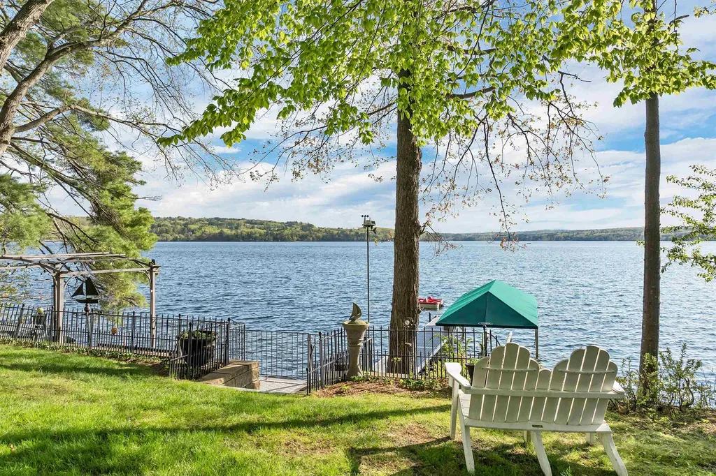 44 Winnicoash Street Laconia NH 03246