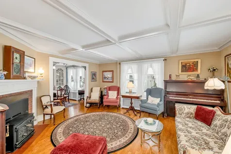 44 Winnicoash Street Laconia NH 03246