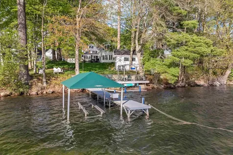 44 Winnicoash Street Laconia NH 03246