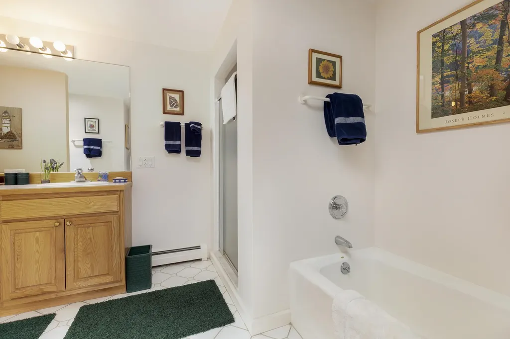 27 Tucker Road New London NH 03257