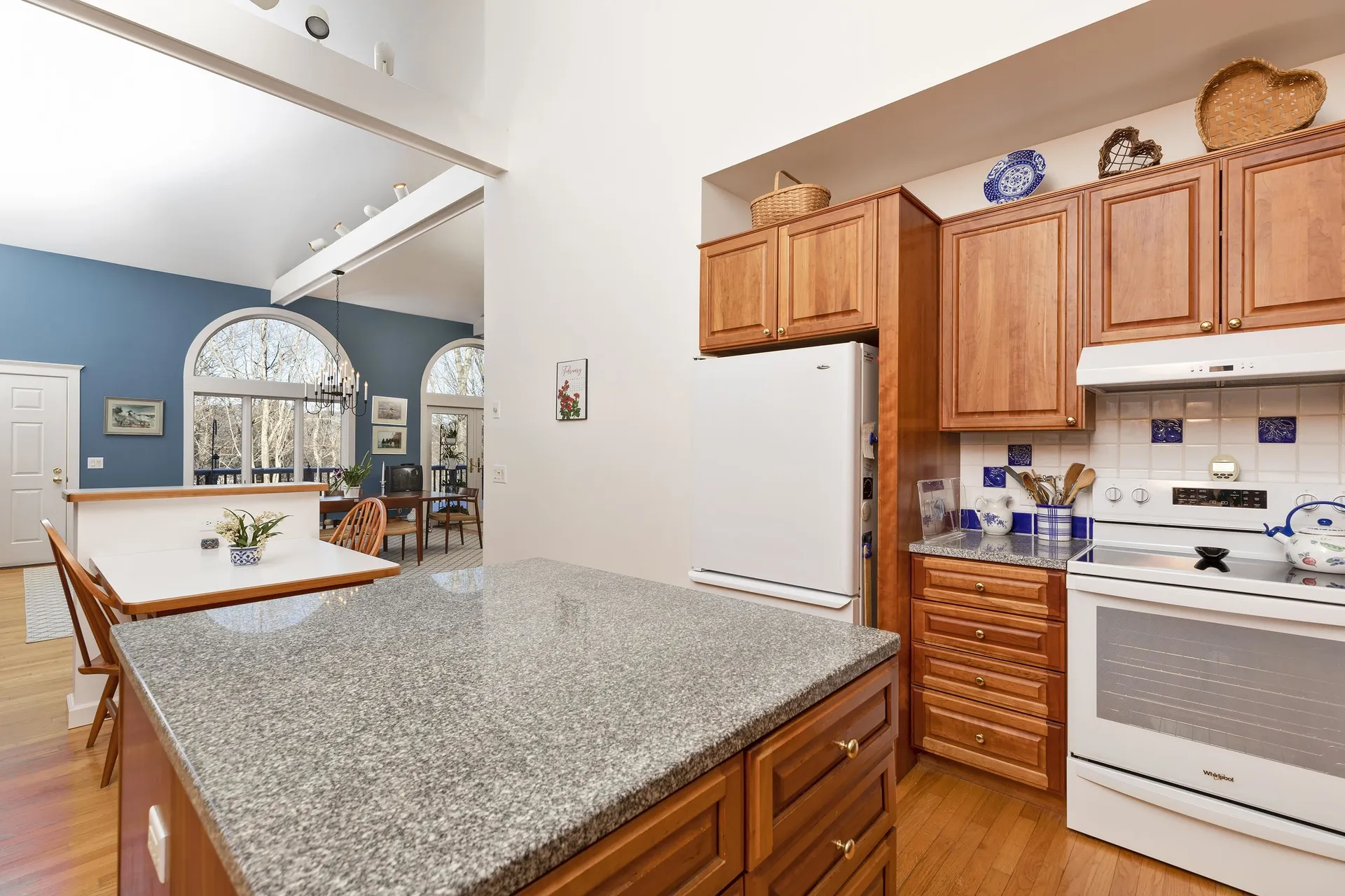 27 Tucker Road New London NH 03257