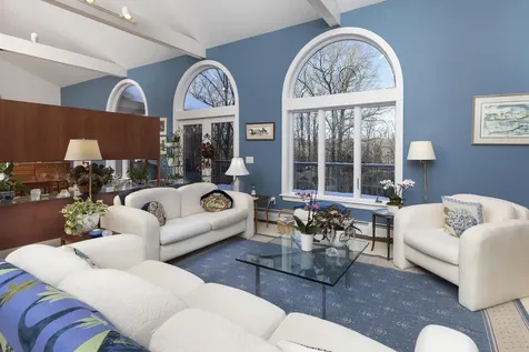 27 Tucker Road New London NH 03257