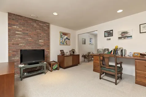 27 Tucker Road New London NH 03257