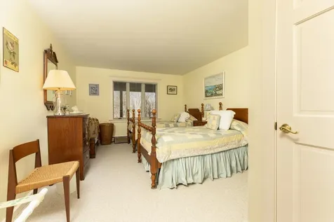 27 Tucker Road New London NH 03257