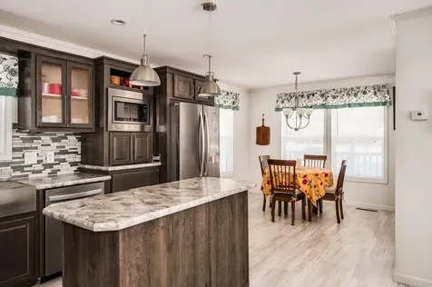 17 Ashleigh Way Rochester NH 03867