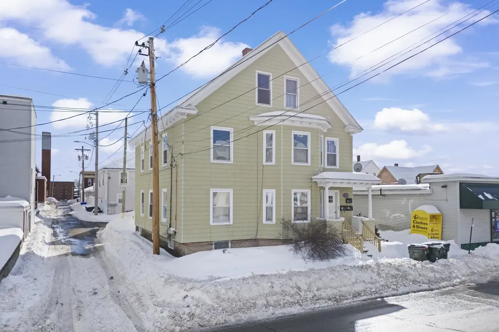 214 Bremer Street Manchester NH 03102