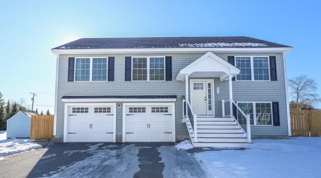 13 Pinehurst Avenue Derry NH 03038