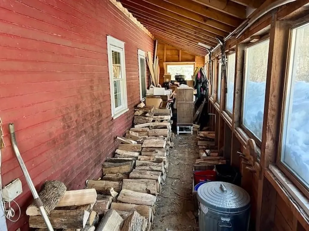 33 Eagle Peak Road Brookfield VT 05036