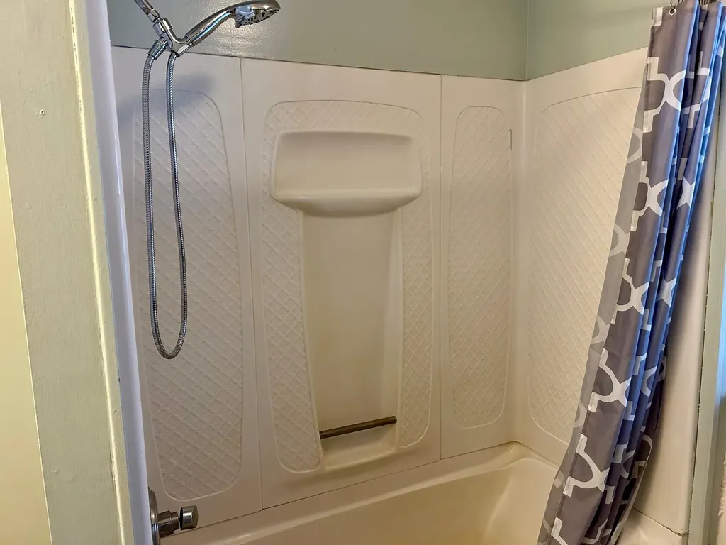 33 Eagle Peak Road Brookfield VT 05036