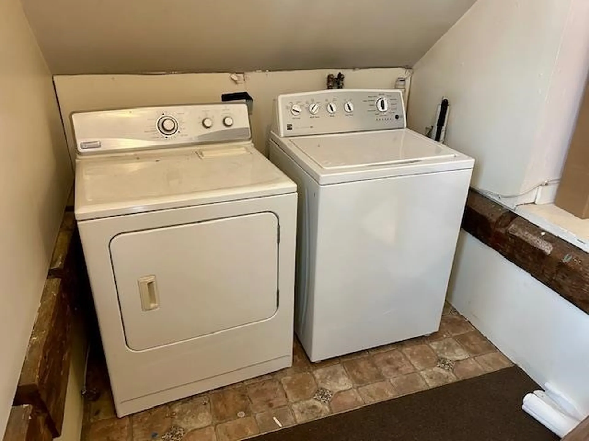 33 Eagle Peak Road Brookfield VT 05036