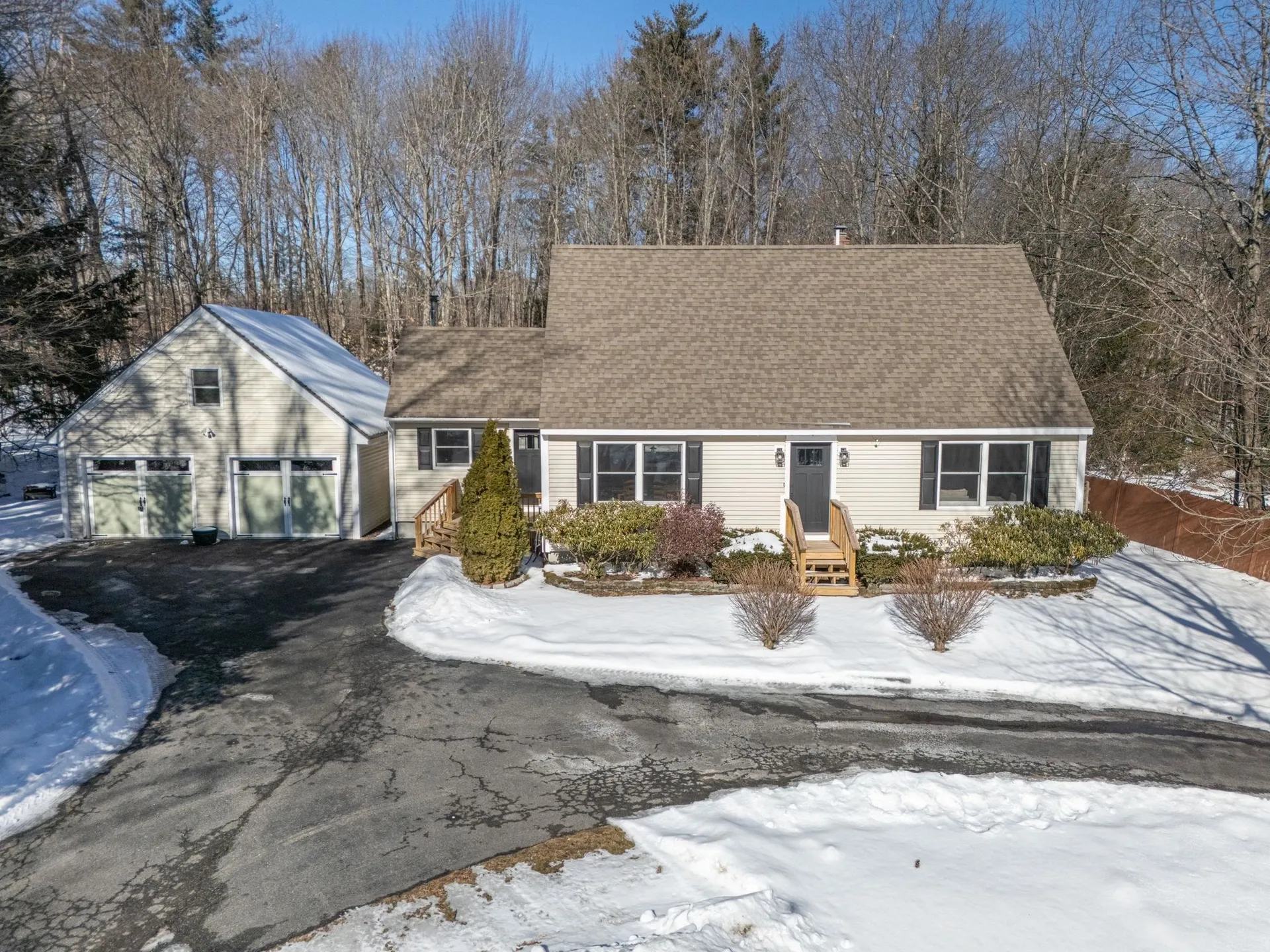 60 Meeting Hill Road Hillsborough NH 03244
