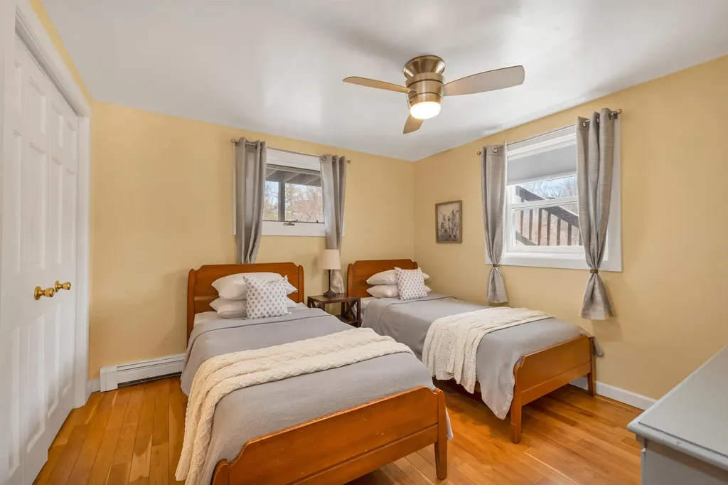 60 Old Lake Shore Road Gilford NH 03249