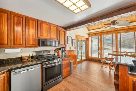 60 Old Lake Shore Road Gilford NH 03249