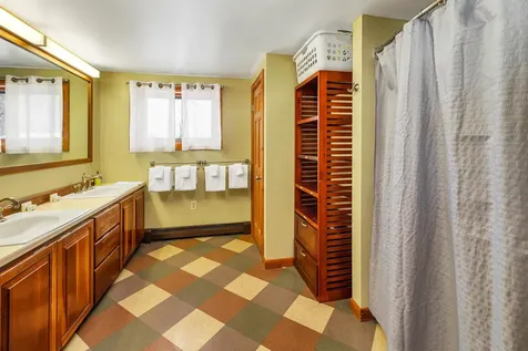 60 Old Lake Shore Road Gilford NH 03249