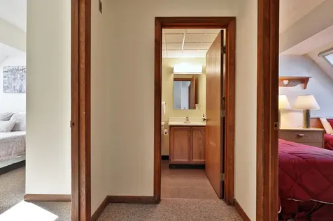 133 East Mountain Road Killington VT 05751