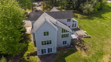 12 Southwest Spur Road Thornton NH 03285