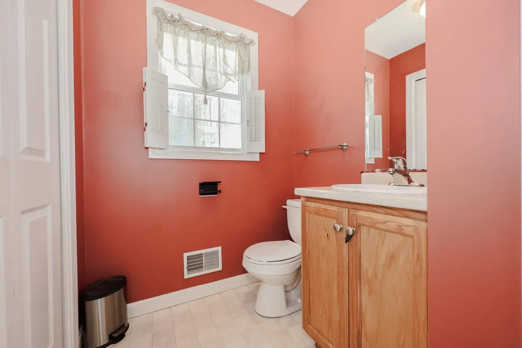 33 Patch Hill Lane Milford NH 03055