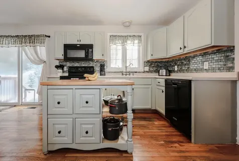 33 Patch Hill Lane Milford NH 03055