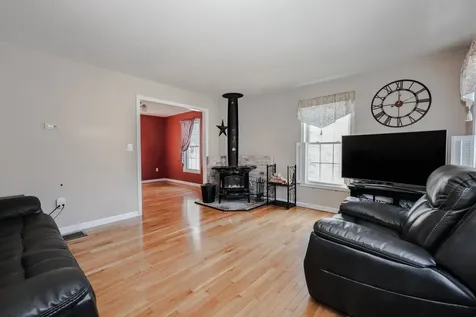 33 Patch Hill Lane Milford NH 03055