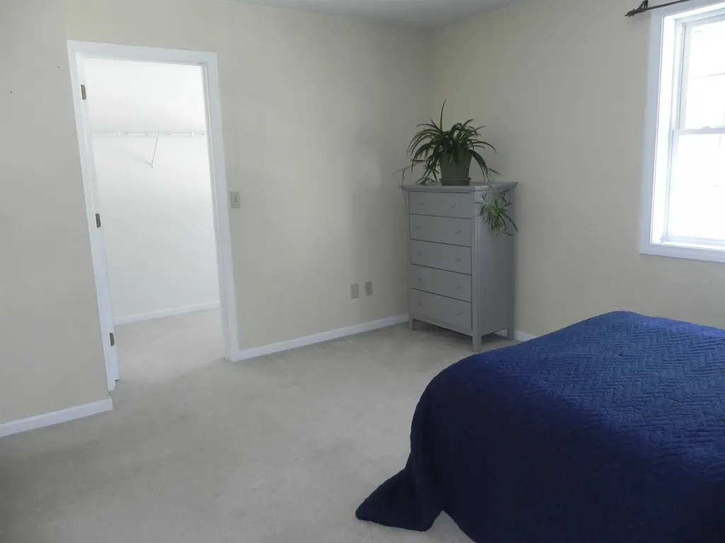 55 Longwood Circle Colchester VT 05446