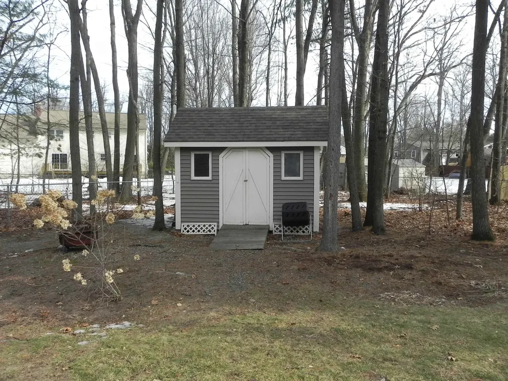 55 Longwood Circle Colchester VT 05446