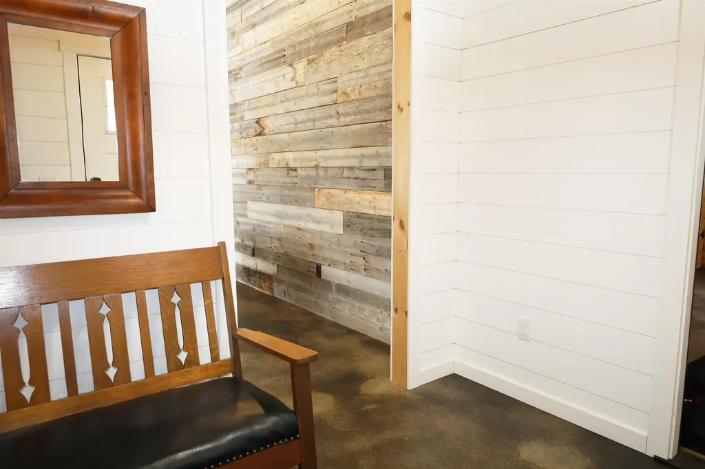 93 Dog Wood Lane Lyndon VT 05851