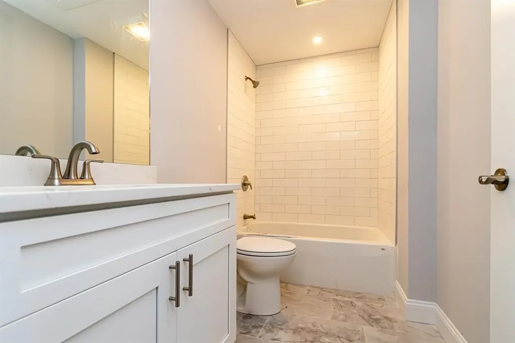 15-2 Porch Light Drive Dover NH 03820