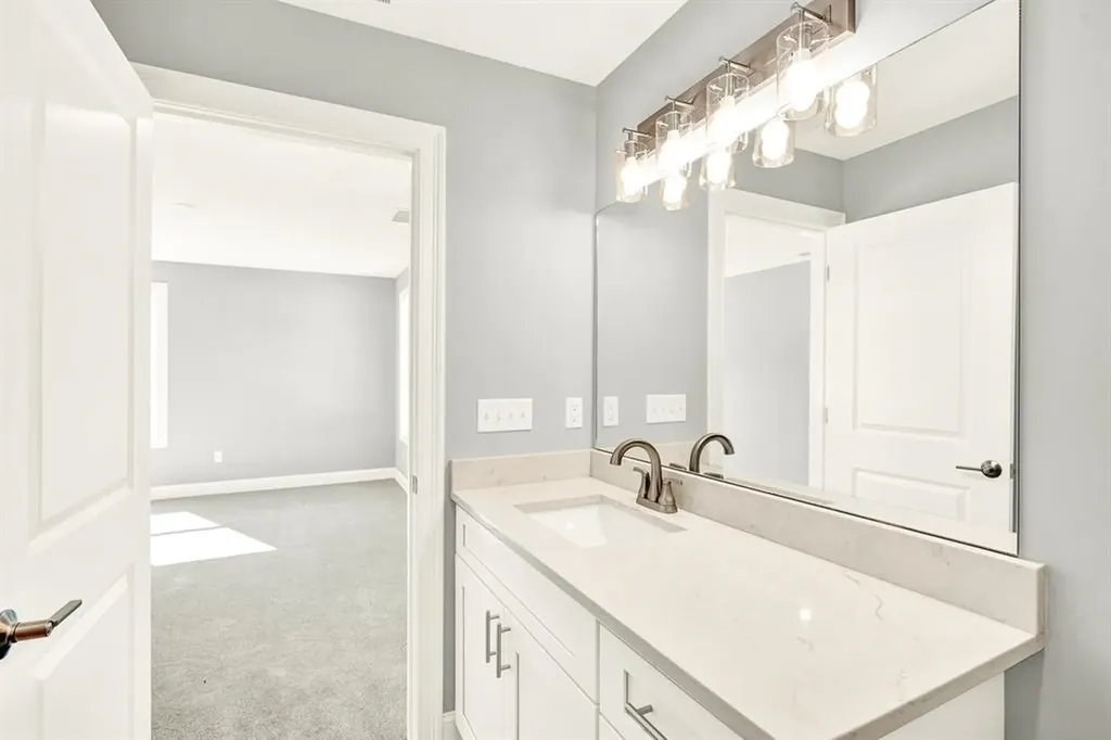 15-2 Porch Light Drive Dover NH 03820