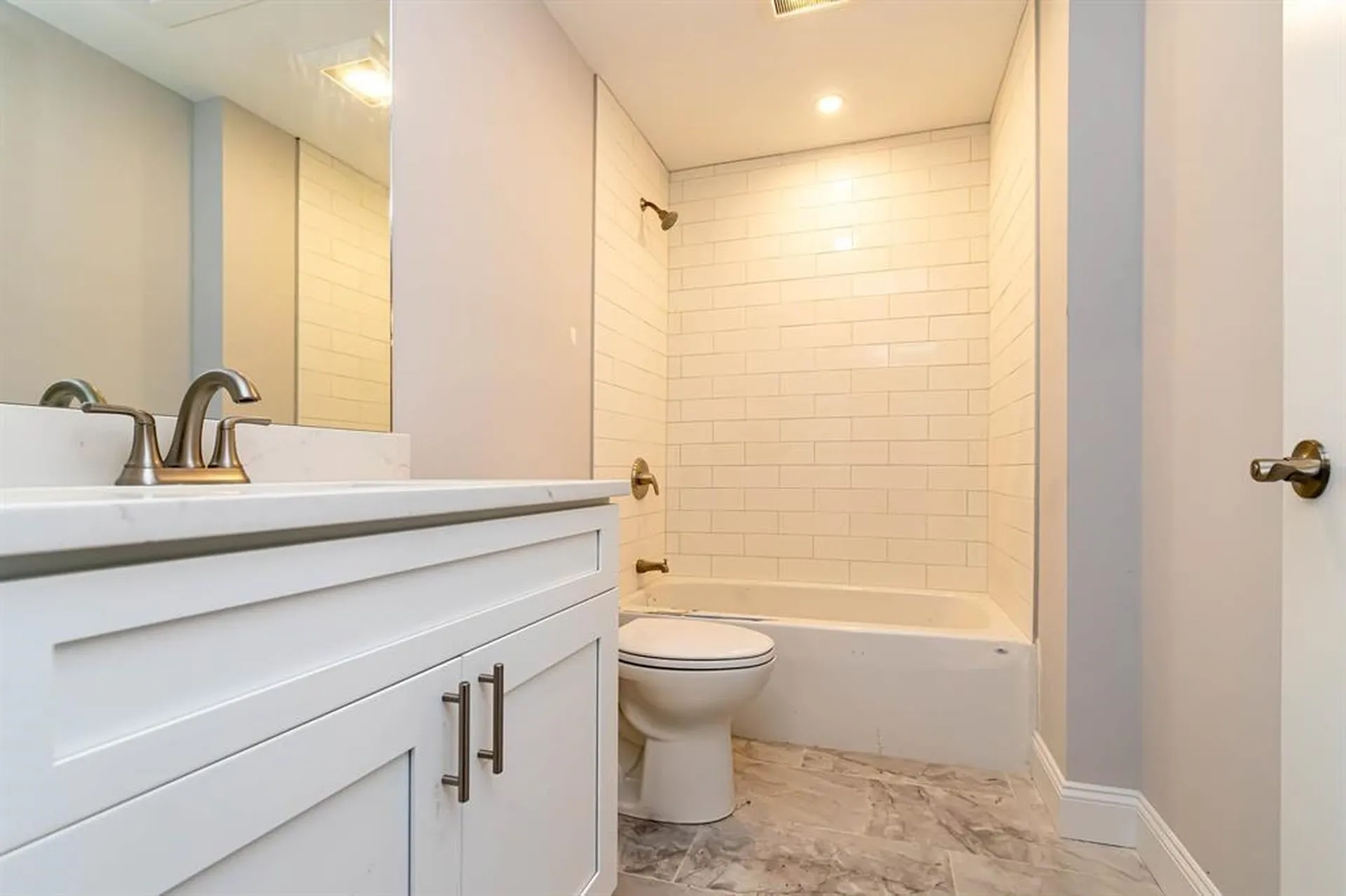 15-2 Porch Light Drive Dover NH 03820