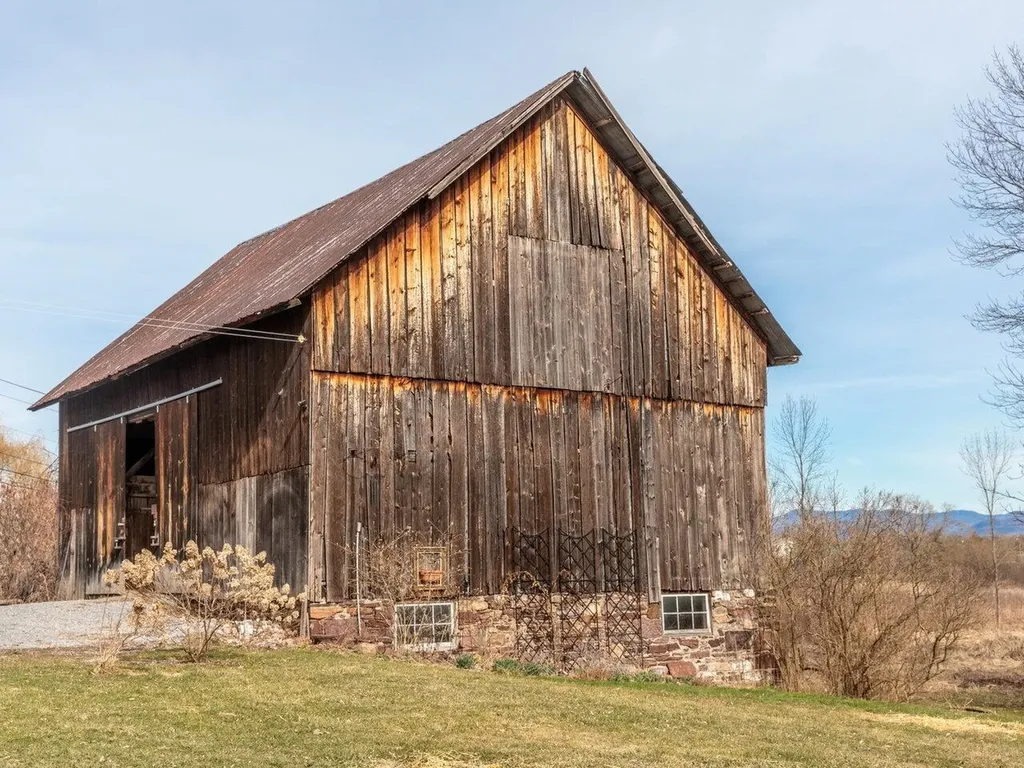 692-694 Church Hill Road Charlotte VT 05445