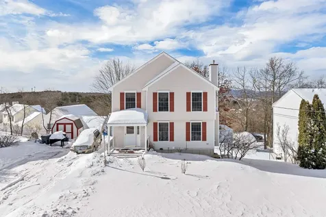 674 Wellington Hill Road Manchester NH 03104