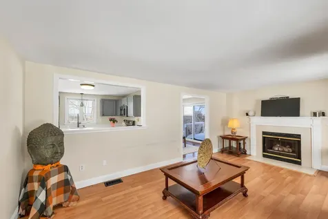 674 Wellington Hill Road Manchester NH 03104