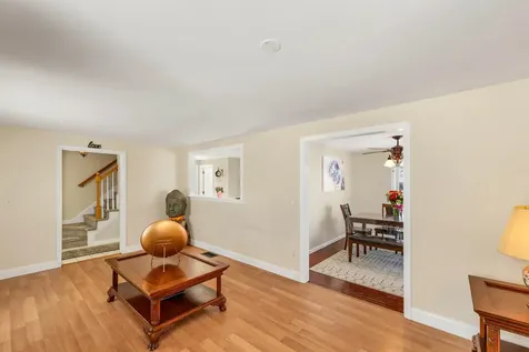 674 Wellington Hill Road Manchester NH 03104