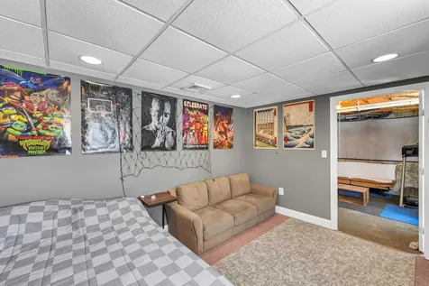 674 Wellington Hill Road Manchester NH 03104