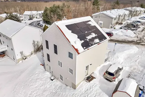 674 Wellington Hill Road Manchester NH 03104