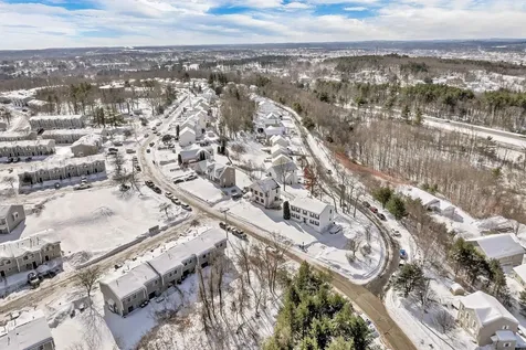 674 Wellington Hill Road Manchester NH 03104