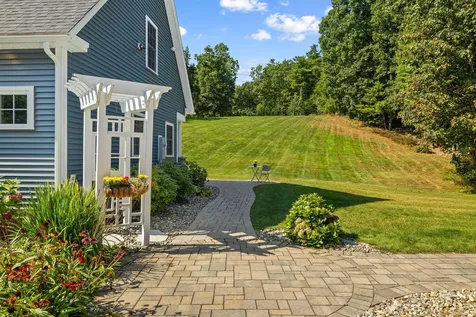 15 Wasserman Heights Merrimack NH 03054