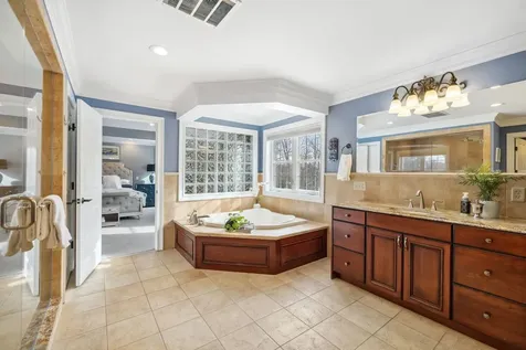 15 Wasserman Heights Merrimack NH 03054