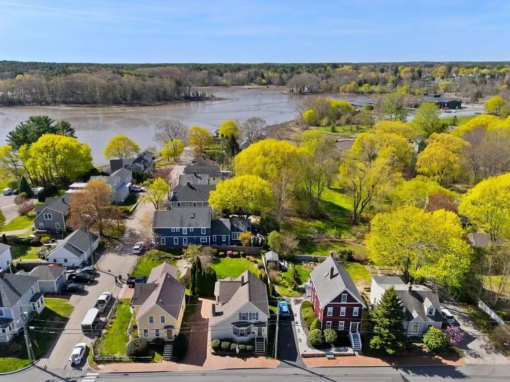 112 New Castle Avenue Portsmouth NH 03801