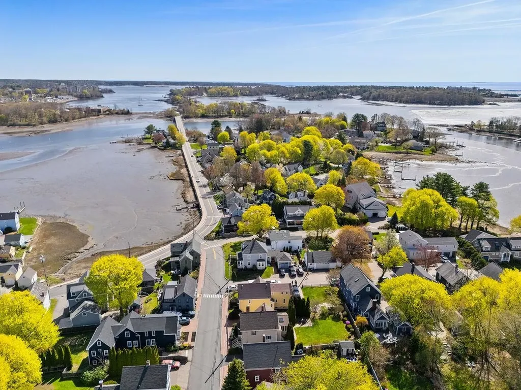 112 New Castle Avenue Portsmouth NH 03801