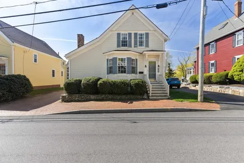 112 New Castle Avenue Portsmouth NH 03801