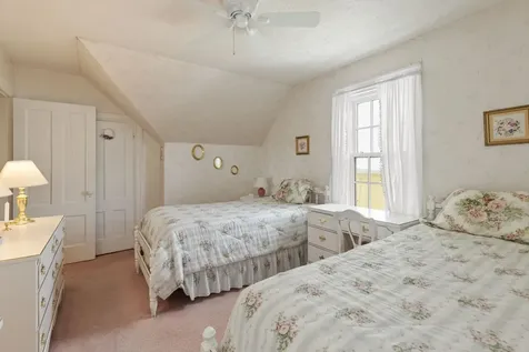 112 New Castle Avenue Portsmouth NH 03801